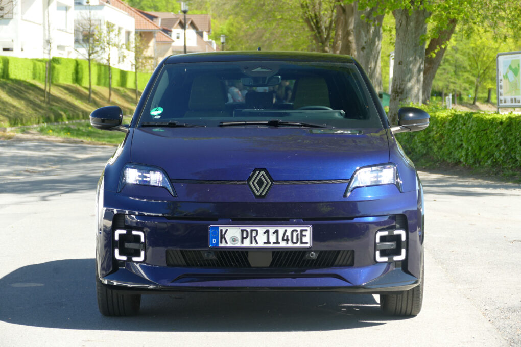 Renault 5 E-Tech Front