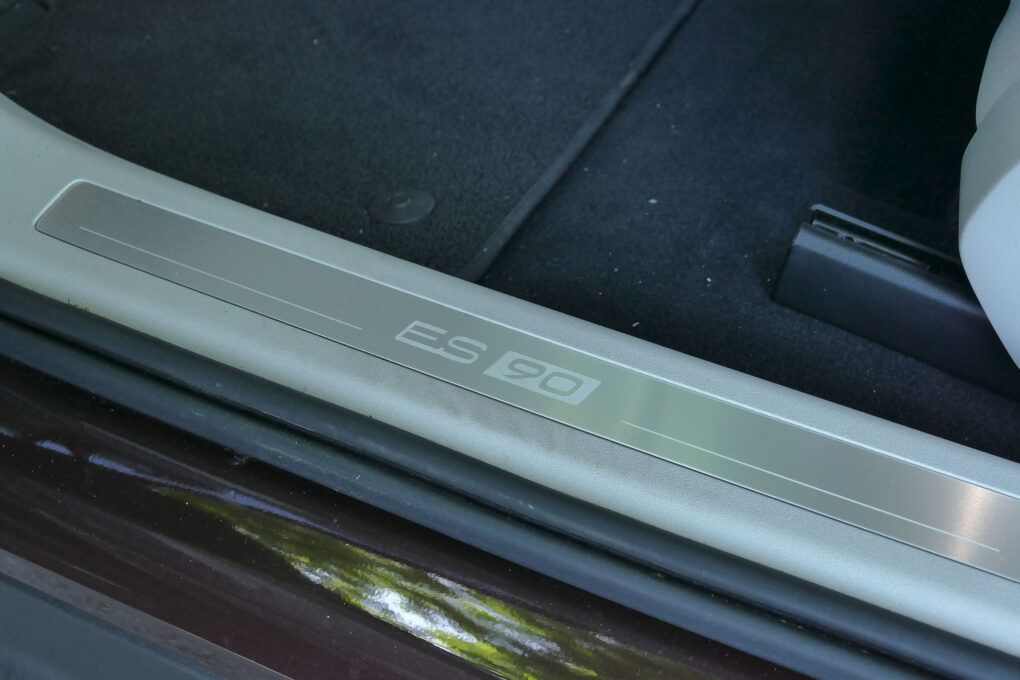 Volvo ES90 Einstiegsleiste