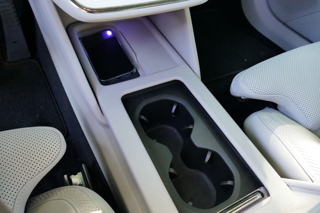 Volvo ES90 Mittelkonsole