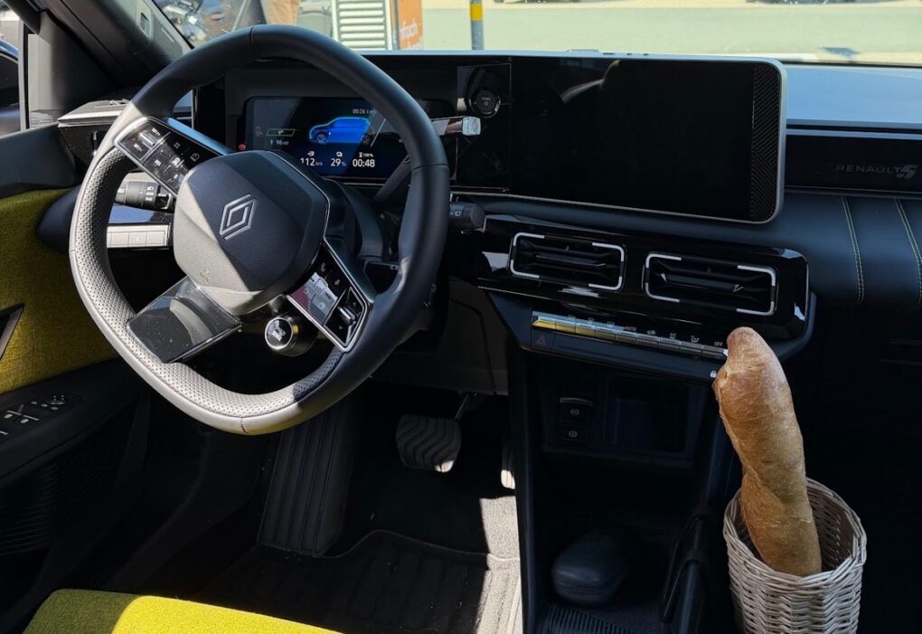 Renault 5 E-Tech Baguettkorb
