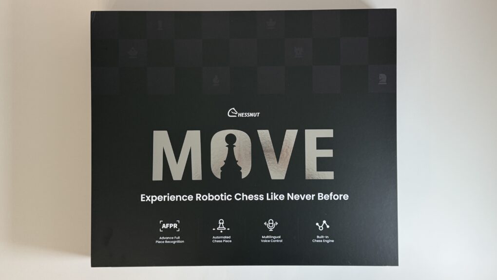 Chessnut Move Verpackung Vorderseite