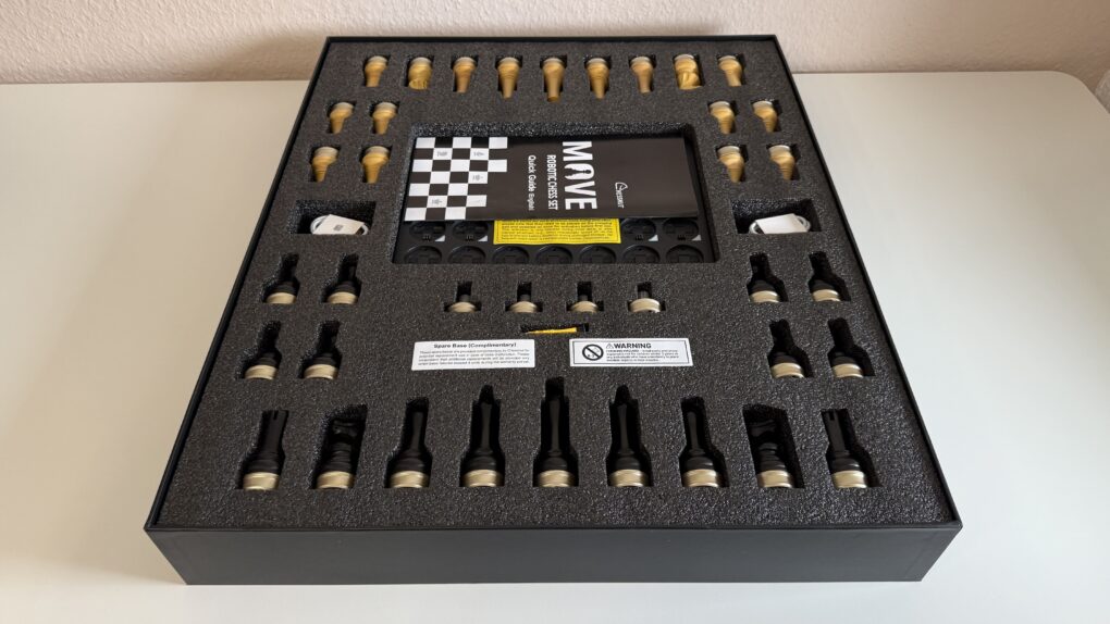 Chessnut Move geöffnet