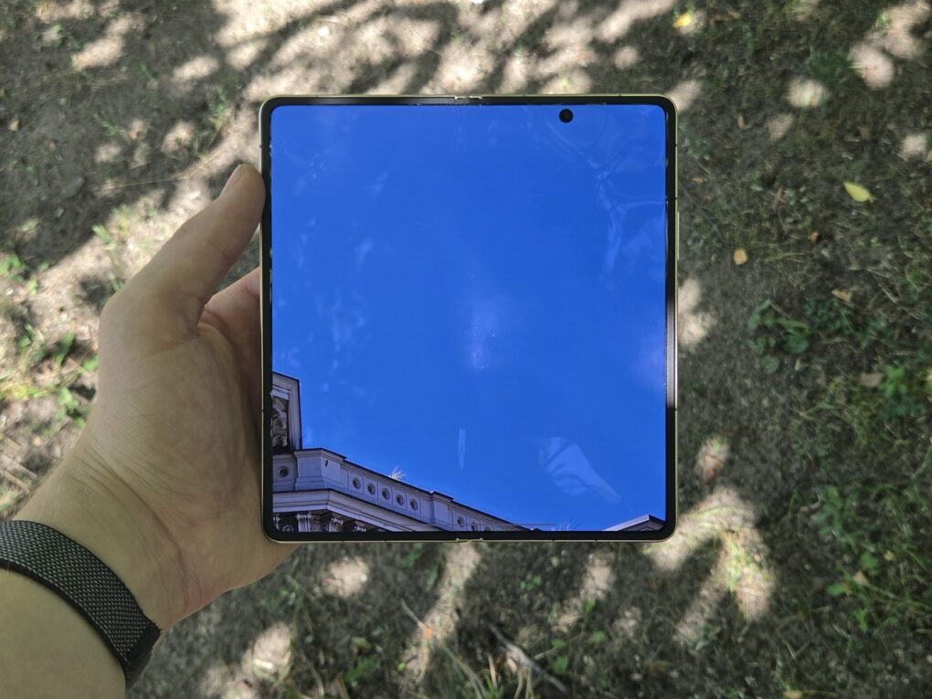 Das Display des Honor Magic V6
